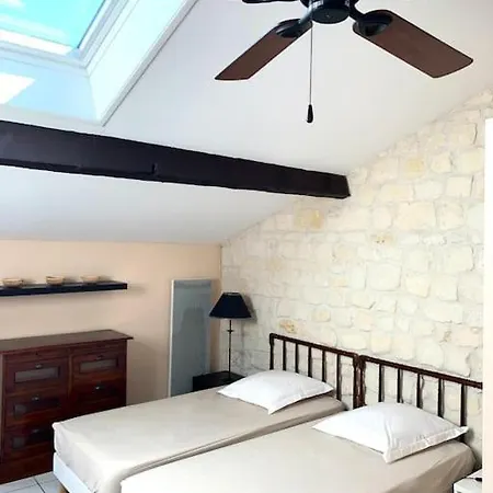 Maison De Confortable Avec Piscine