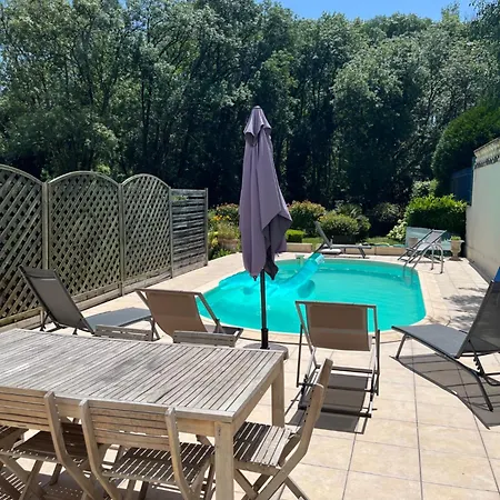 Maison De Confortable Avec Piscine Casa vacanze *